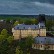 Hrad Hrozňatov - Břidlice Staroněmecké krytí